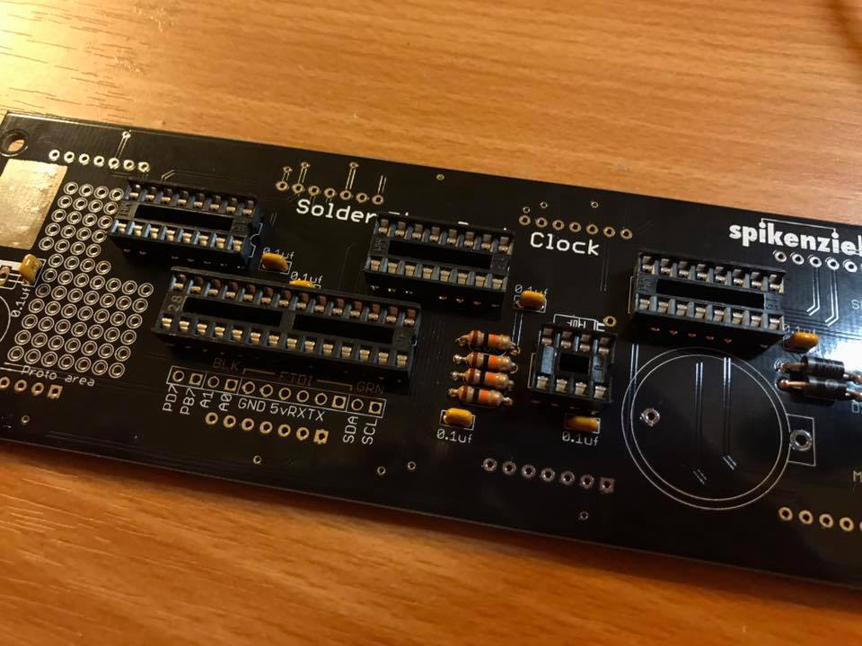 Building the Solder : Time Desk Clock